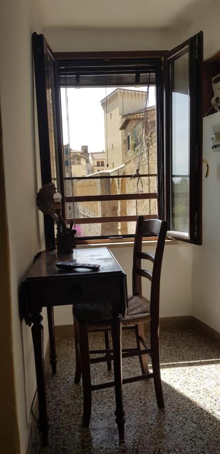 La Torre Della Piramide Hotel Pitigliano Eksteriør billede