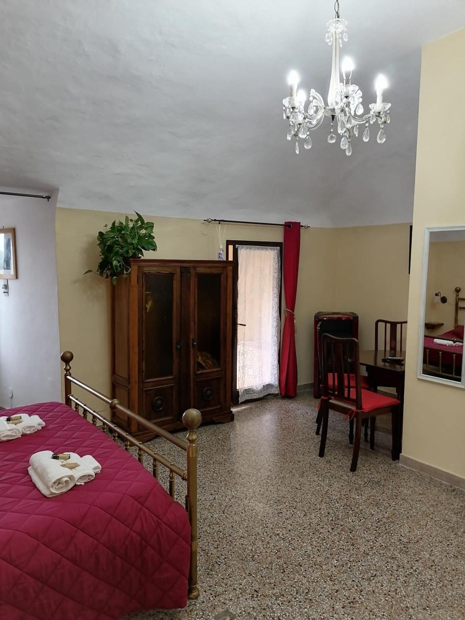 La Torre Della Piramide Hotel Pitigliano Eksteriør billede