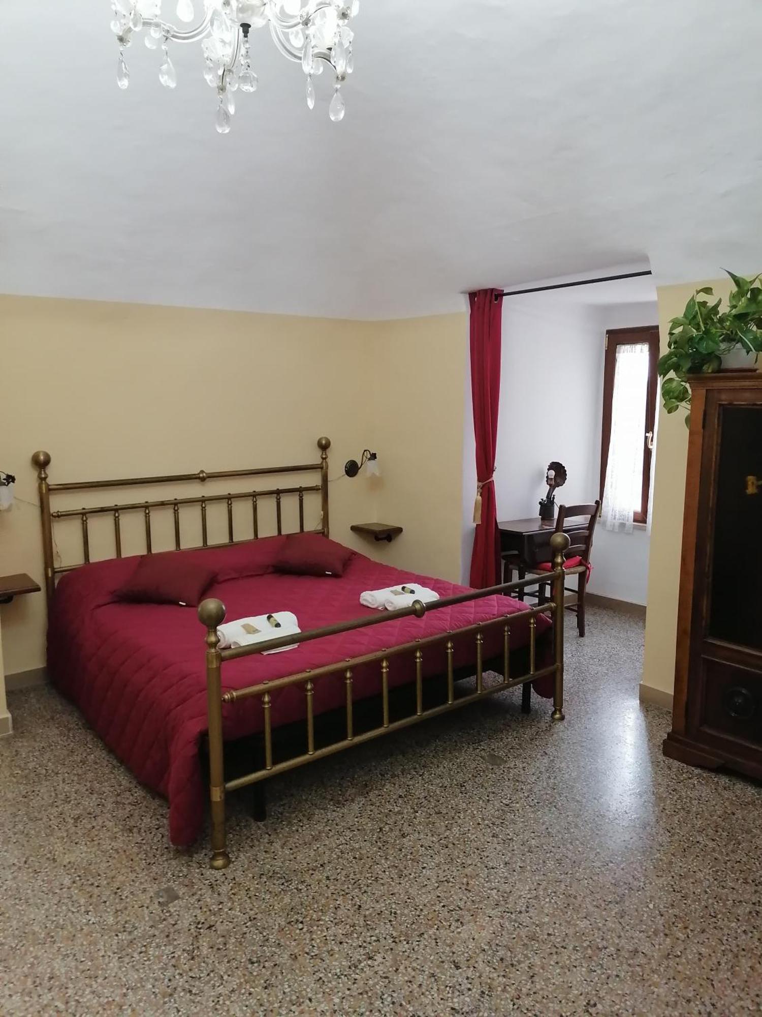 La Torre Della Piramide Hotel Pitigliano Eksteriør billede