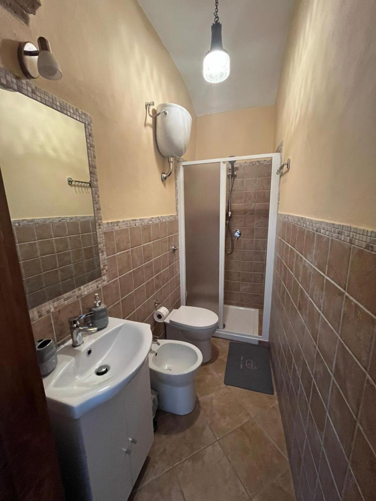 La Torre Della Piramide Hotel Pitigliano Eksteriør billede
